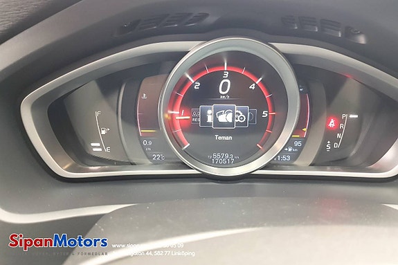 Volvo V40 19 of 24