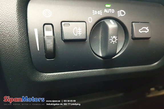 Volvo V40 22 of 24