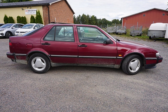 Saab 9000 2 of 6