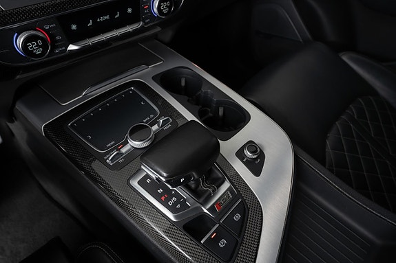 Audi SQ7 8 of 22