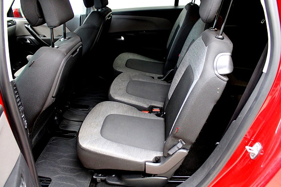 Citroen Grand C4 Picasso 16 of 23