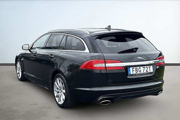 Jaguar XF 3 of 22