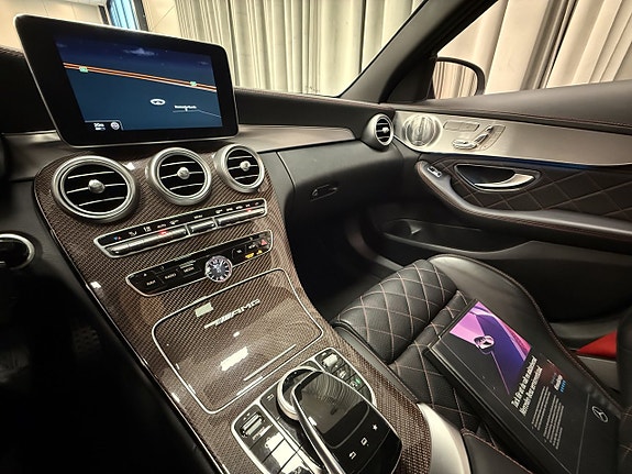 Mercedes-Benz AMG C63 S 13 of 19