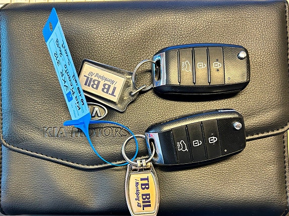 Kia Picanto 16 of 16