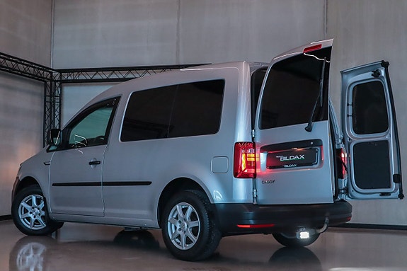 Volkswagen Caddy 4 of 6