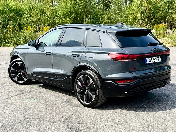 Audi Q6 e-tron 3 of 30