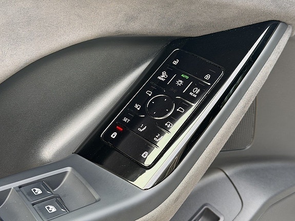 Audi Q6 e-tron 16 of 30