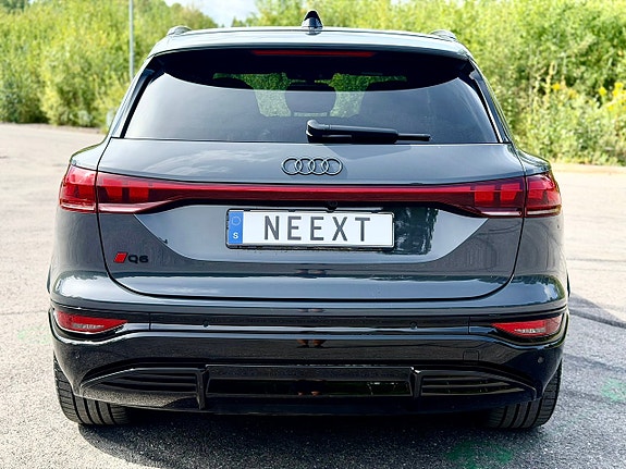 Audi Q6 e-tron 4 of 30