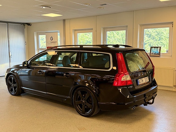 Volvo V70 8 of 28