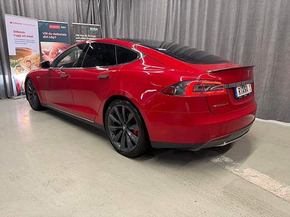 Tesla Model S 4 of 14