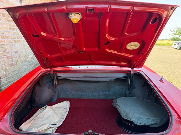 Pontiac Bonneville 27 of 27