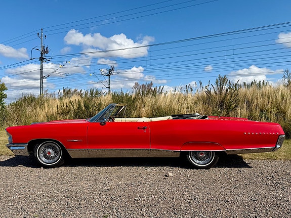 Pontiac Bonneville 5 of 27