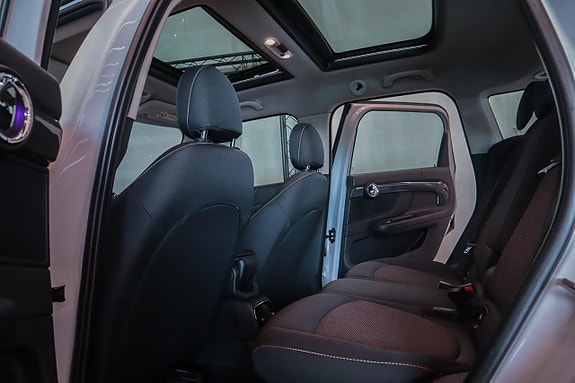 MINI Countryman SE 6 of 14