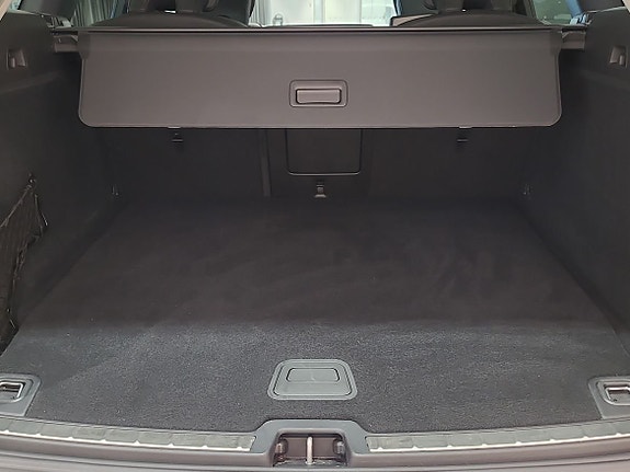 Volvo XC60 13 of 19