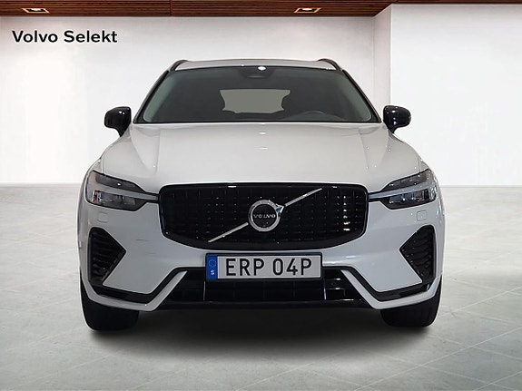 Volvo XC60 8 of 19