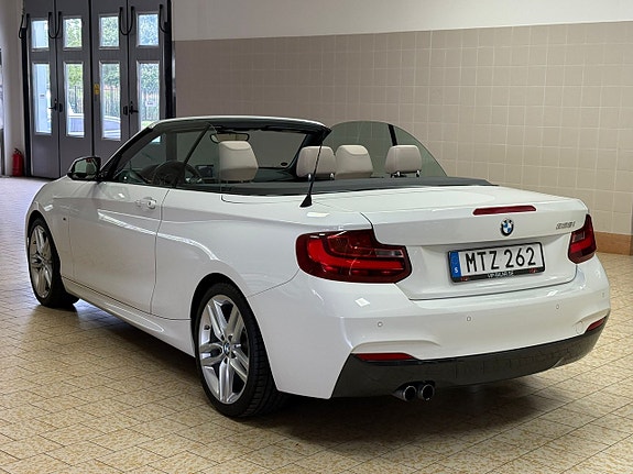 BMW 228i 5 of 27