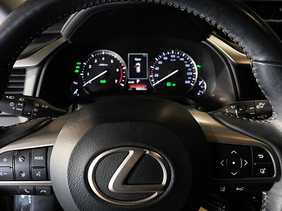 Lexus RX450h 16 of 25
