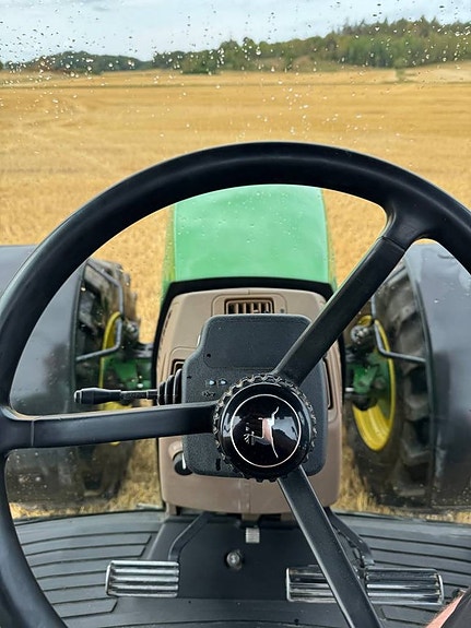John Deere 8100 års 95 Tim 6900 väldigt fint skick 10 of 12