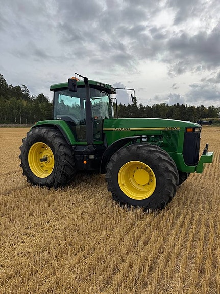 John Deere 8100 års 95 Tim 6900 väldigt fint skick 3 of 12