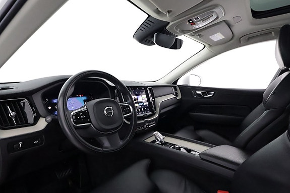 Volvo XC60 11 of 28