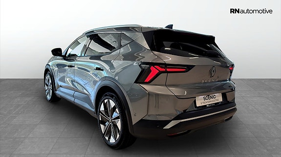 Renault Scenic E-Tech 3 of 19