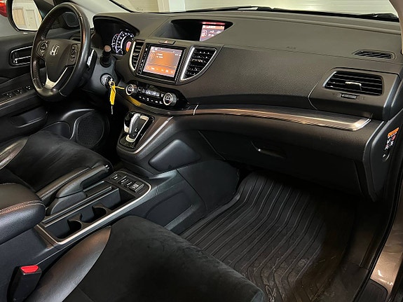 Honda CR-V 9 of 23