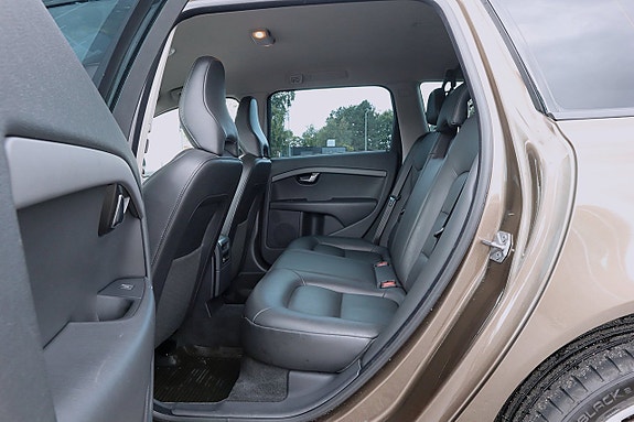 Volvo V70 14 of 20