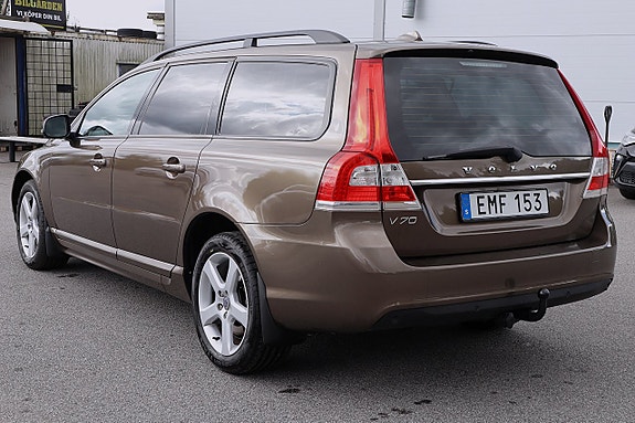 Volvo V70 5 of 20