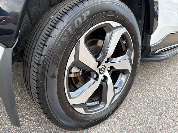 Toyota RAV4 Plug-in Hybrid 15 of 27