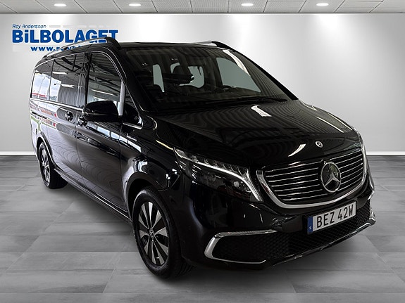 Mercedes-Benz EQV300 12 of 14