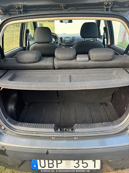 Hyundai i10 6 of 11