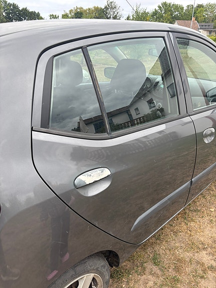 Hyundai i10 9 of 11