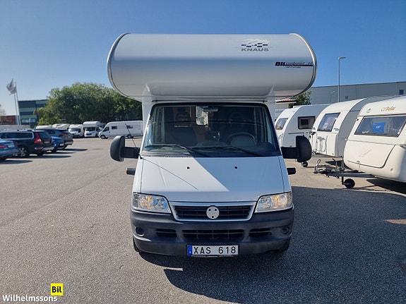 Knaus SPORT 500 ALKOV 4 BÄLTADE PLATSER 7 800 MIL SOLCELL PORTABEL AC 6 of 19