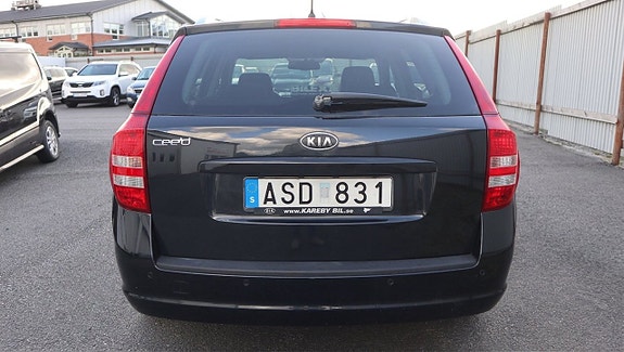 Kia Ceed 8 of 15