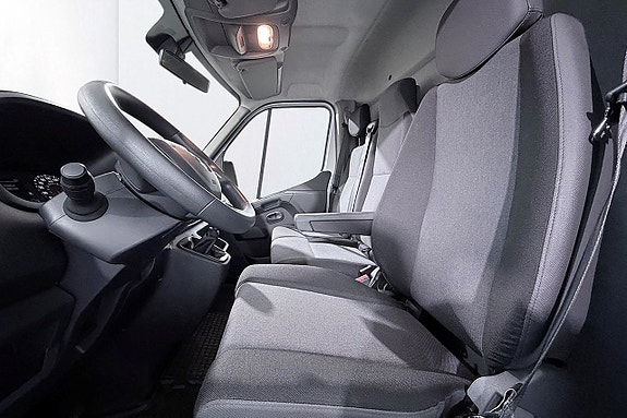 Renault Master 12 of 25