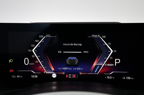 BMW i4 16 of 29