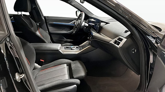 BMW i4 3 of 8