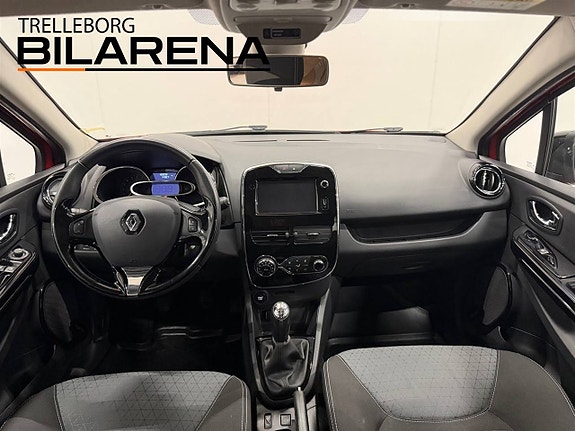 Renault Clio 15 of 21