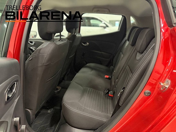 Renault Clio 21 of 21