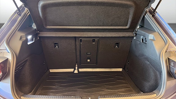 Volkswagen ID.3 Neo 12 of 13