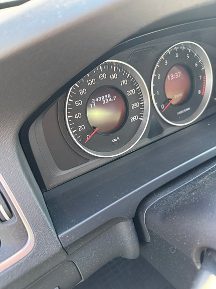 Volvo V60 7 of 9