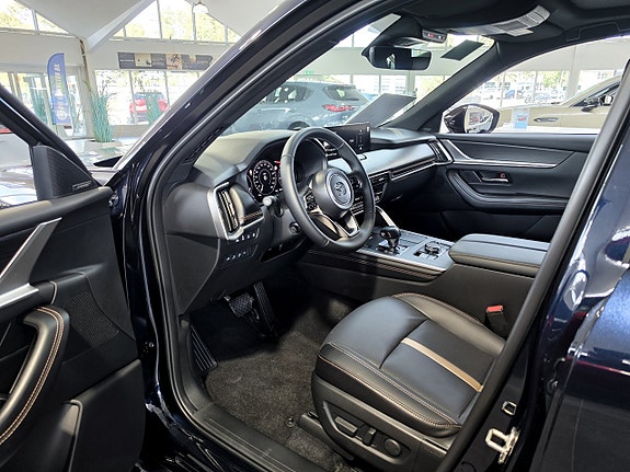 Mazda CX-60 17 of 26