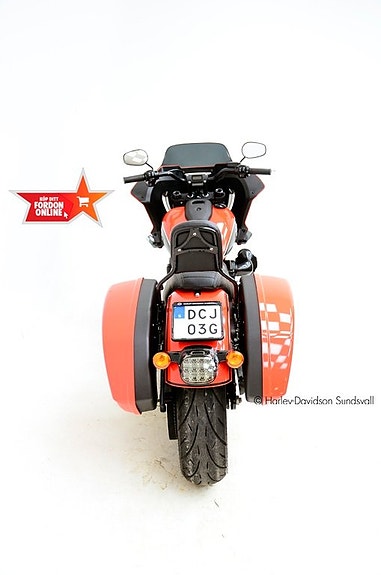 Harley-Davidson Lowrider ST *Hemleverans* 4 of 8
