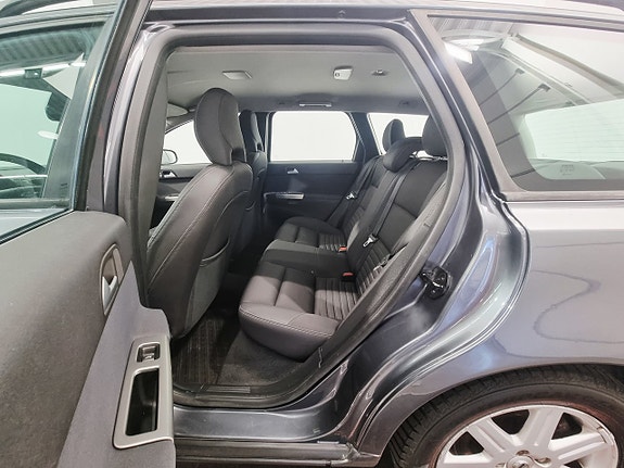 Volvo V50 8 of 21