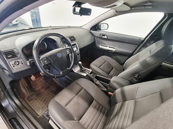 Volvo V50 7 of 21