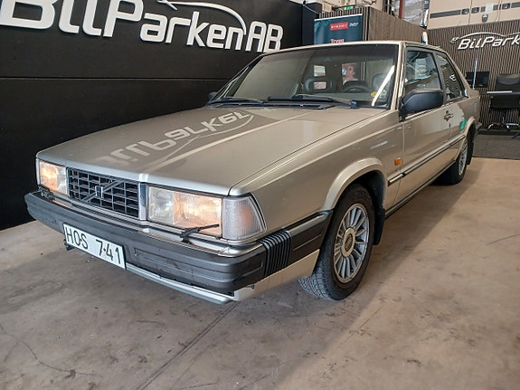Volvo 780 2 of 20