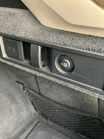 BMW 320d 5 of 12