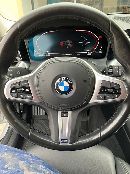 BMW 320d 8 of 12
