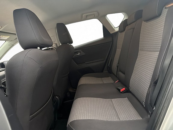 Toyota Auris 10 of 29