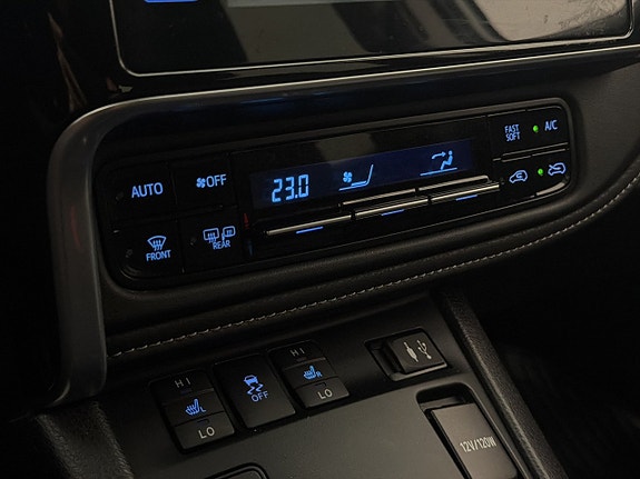 Toyota Auris 20 of 29
